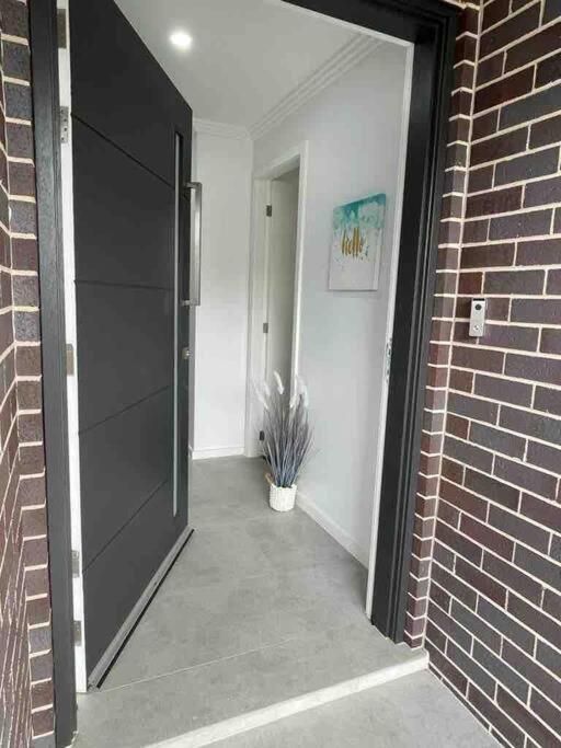 Neat 4 Bedroom In Catherine Fields Narellan Exteriér fotografie