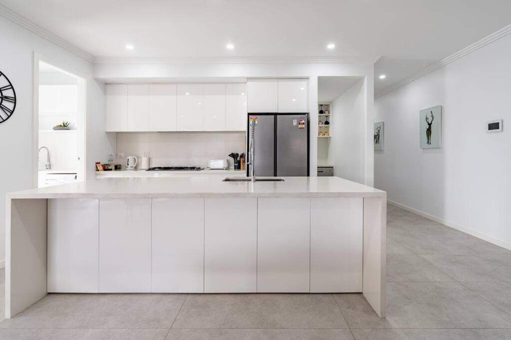 Neat 4 Bedroom In Catherine Fields Narellan Exteriér fotografie