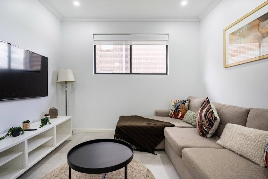 Neat 4 Bedroom In Catherine Fields Narellan Exteriér fotografie