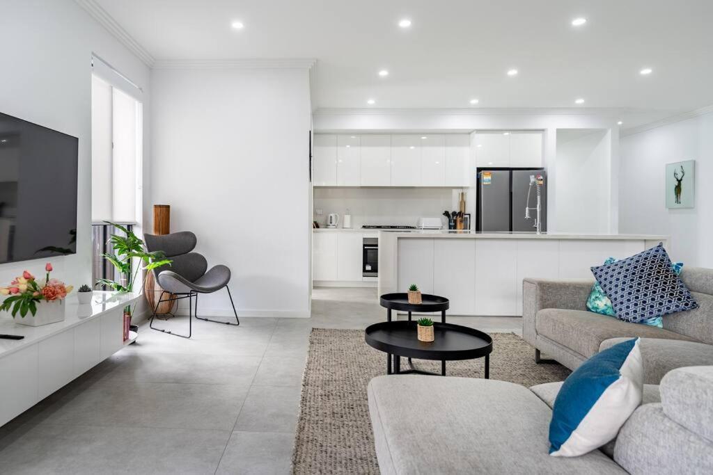 Neat 4 Bedroom In Catherine Fields Narellan Exteriér fotografie