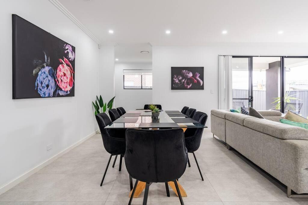 Neat 4 Bedroom In Catherine Fields Narellan Exteriér fotografie